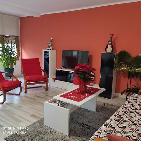 Apartamento Confort I La Seu d'Urgell Dış mekan fotoğraf