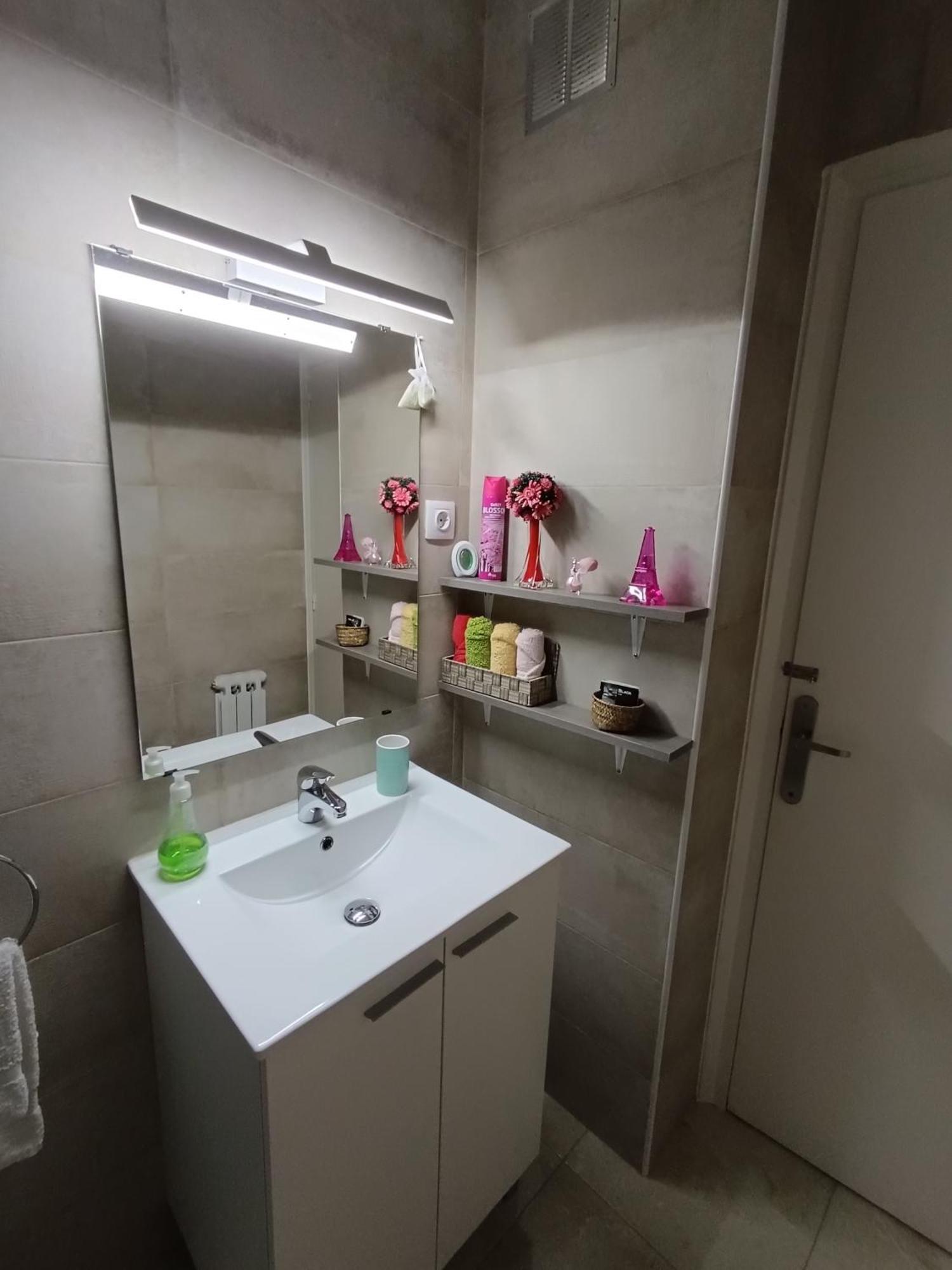 Apartamento Confort I La Seu d'Urgell Dış mekan fotoğraf